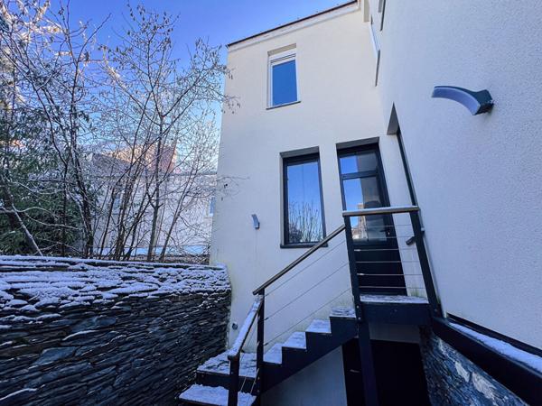 Angers Maison Bourgeoise - 3 chambres - 2 bureaux- Sous-sol Complet