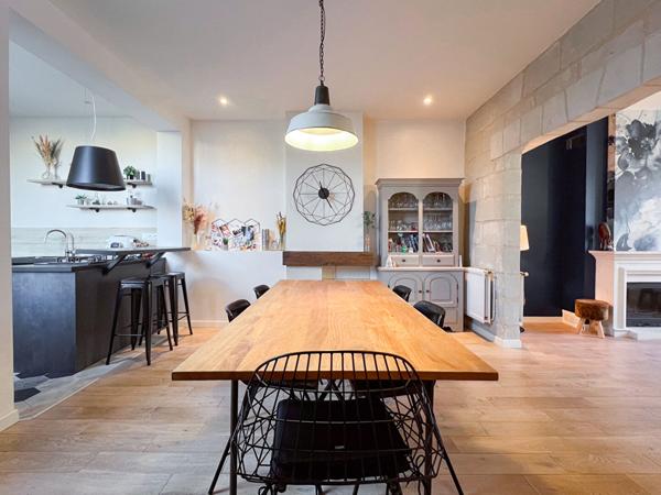 Angers Maison Bourgeoise - 3 chambres - 2 bureaux- Sous-sol Complet