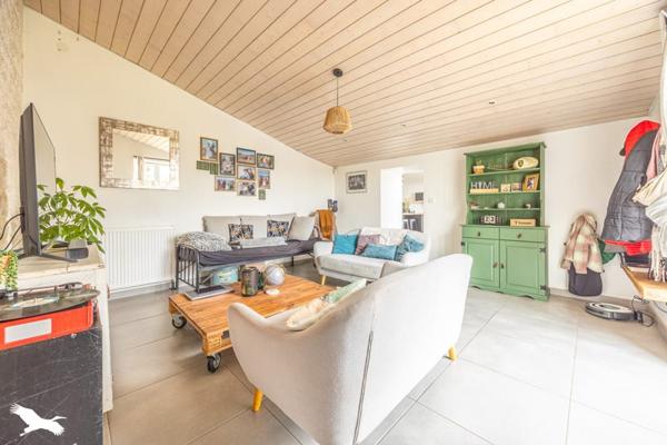 Maison à vendre |  Saint-Pierre-le-Vieux |  4 pièces | 145 m²