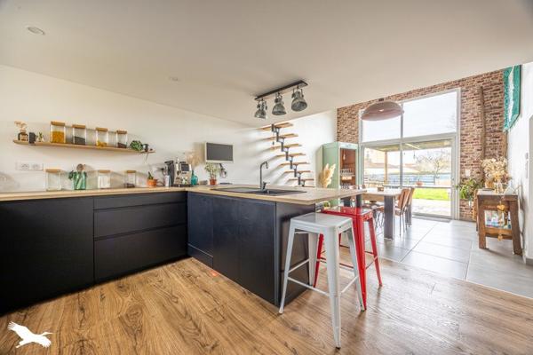 Maison à vendre |  Saint-Pierre-le-Vieux |  4 pièces | 145 m²