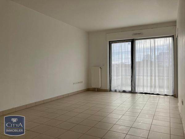 Appartement à louer 3 pièces 79.32m²