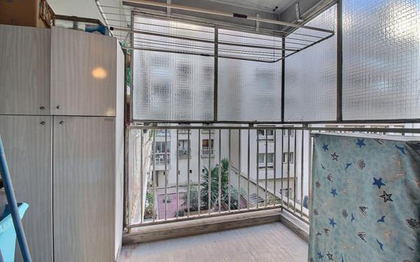 Appartement à vendre    3 pièces •  Marseille 6