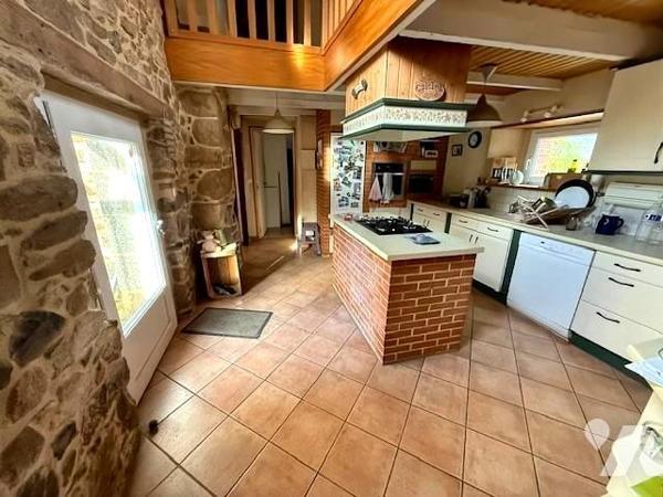 NOUVEAUTE ! Une maison d'habitation d'environ 130 m² sur la commune de CHATELAUDREN-PLOUAGAT