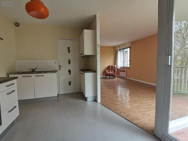 Appartement à vendre à Montfort-sur-Meu en Ille-et-Vilaine (35160), ref : 048-V1291V