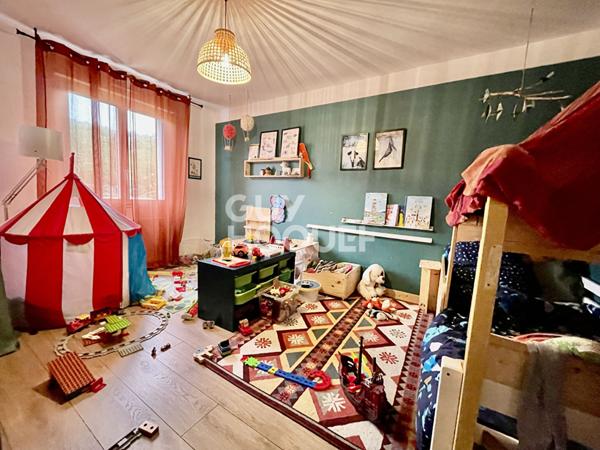 Appartement Chenove 4 pièce(s) 77 m2