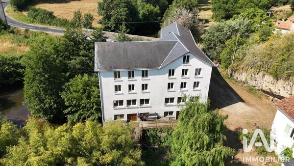 Maison à vendre 20 pièces 558 m² Charroux