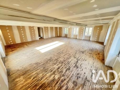 Maison à vendre 20 pièces 558 m² Charroux