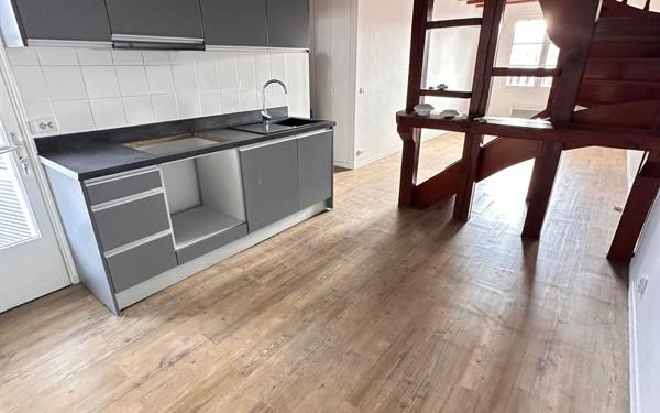 Appartement à louer    3 pièces • 46,73 m2 Noisy-le-Grand