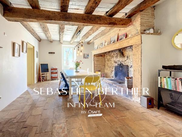 Authentique maison de caractère avec plus d’1 hectare, piscine et fort potentiel.