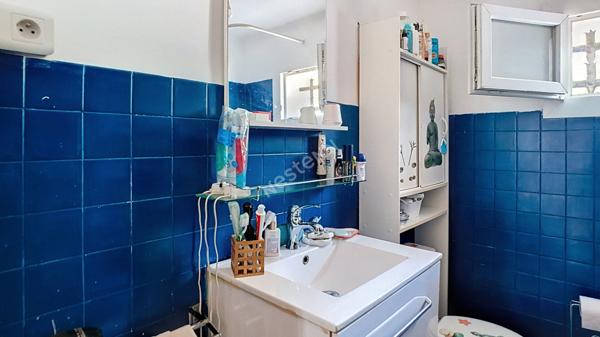 La Couronne : Bastide familiale de 220 m2 (T2 + T3 + T5) à 1 km des Plages !!