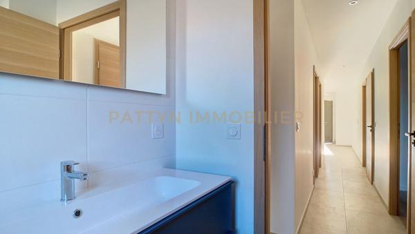 Genay (69730) Superbe maison neuve de plain-pied à Toussieux (01600)