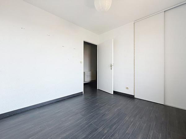 MAZERES : MAISON T4 A VENDRE  AVEC GARAGE, JARDIN ET VUE PYRÉNÉES - SANS TRAVAUX