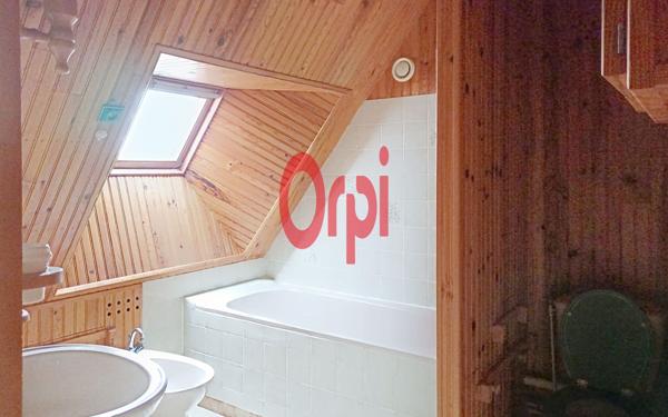 Maison à vendre    5 pièces •  Lavardin