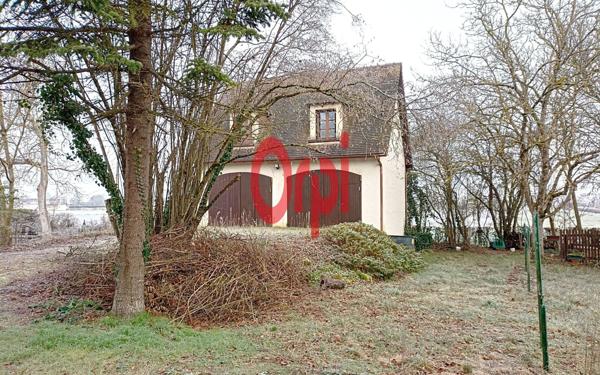 Maison à vendre    5 pièces •  Lavardin