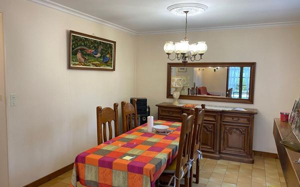 Maison à vendre    5 pièces •  Lavardin