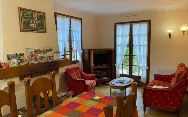 Maison à vendre    5 pièces •  Lavardin