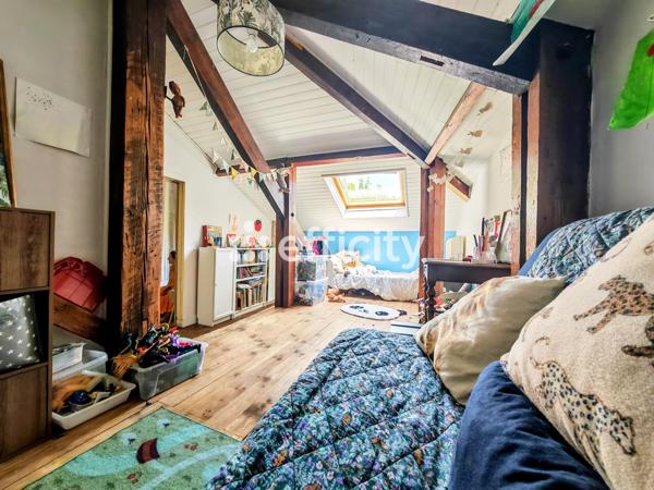 Appartement
         5 pièces
        - 90 m² Exclusivité 370 000 € *