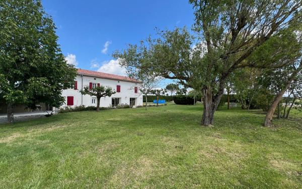 Maison à louer    7 pièces • 188 m2 Lautrec