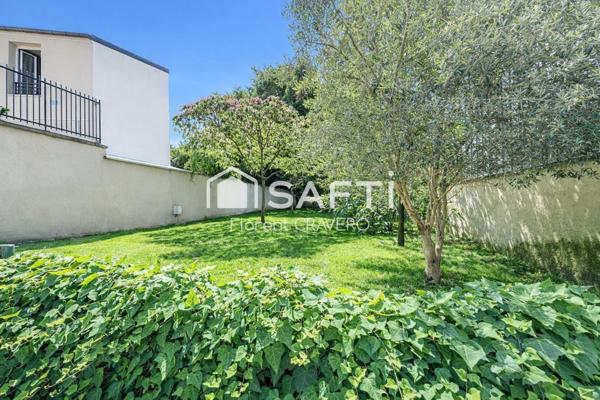 Appartement lumineux avec double balcon