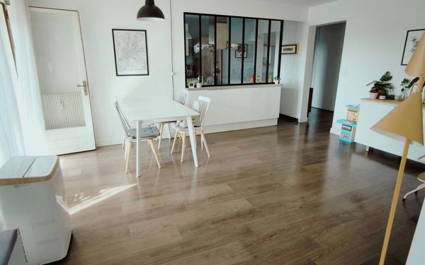 Appartement à vendre    4 pièces • 85 m2 Nîmes