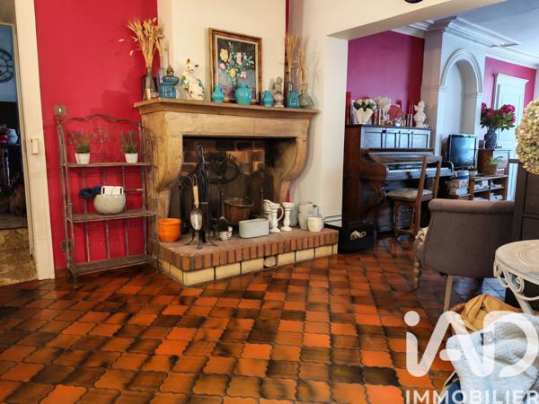 Maison à vendre 8 pièces 252 m² Marange-Silvange