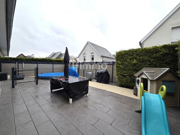 Maison familiale récente – 6 pièces-138m² - Terrasse 80m² avec piscine