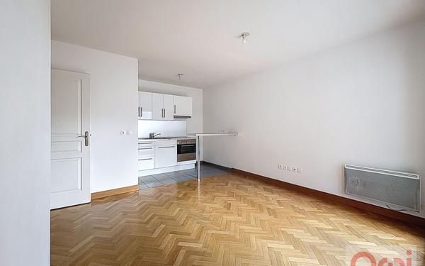 Appartement à vendre    2 pièces • 39 m2 Châtillon