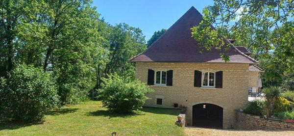 Maison à vendre 9 pièces Proche de CUBJAC (24)