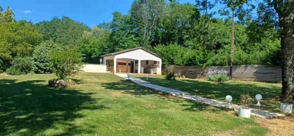 Maison à vendre 9 pièces Proche de CUBJAC (24)