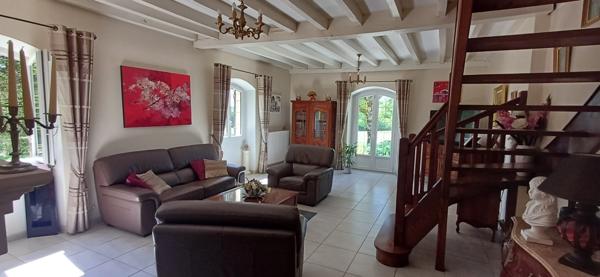 Maison à vendre 9 pièces Proche de CUBJAC (24)