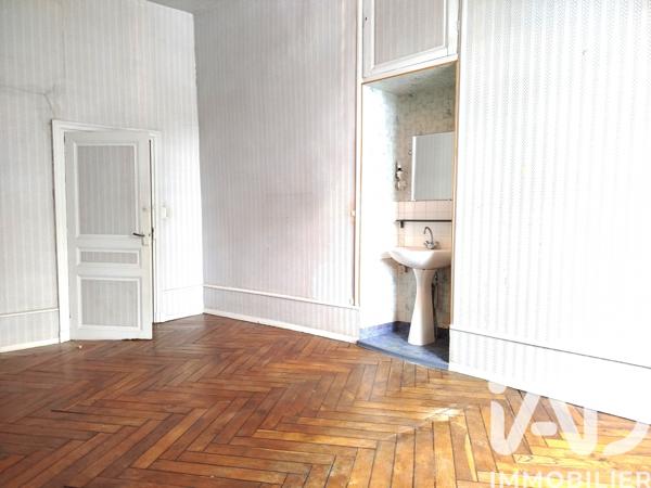 Maison à vendre 7 pièces 180 m² Chinon