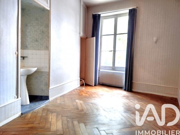 Maison à vendre 7 pièces 180 m² Chinon