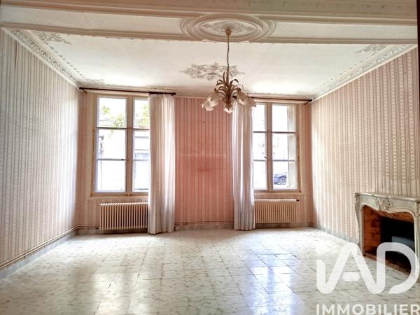 Maison à vendre 7 pièces 180 m² Chinon