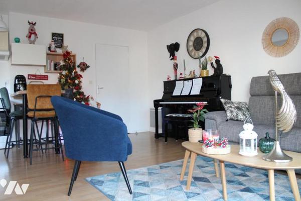 APPARTEMENT T3   Centre de PLESCOP rez de chaussée - 1 place de parking privative + Terrasse