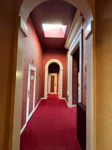 Centre ville de LA FLECHE, Magnifique Maison de Maître située au Coeur de la Ville à remettre au goût du jour.