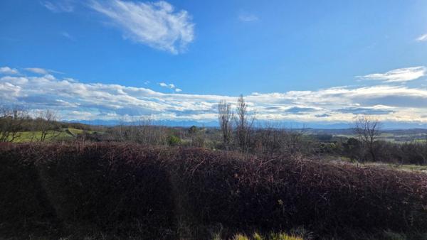 Maison en cours de construction proche Marciac sur 1,17 hectare
