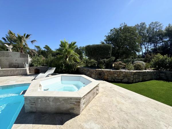 Immobilier Le Cannet-des-Maures (83340) – Propriété 270m2 – 980 000 €