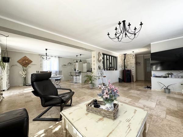 Immobilier Le Cannet-des-Maures (83340) – Propriété 270m2 – 980 000 €