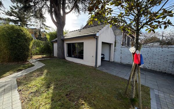 Maison à vendre    5 pièces • 155 m2 Saint-Maur-des-Fossés