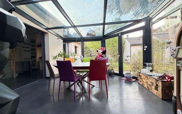 Maison à vendre    5 pièces • 155 m2 Saint-Maur-des-Fossés