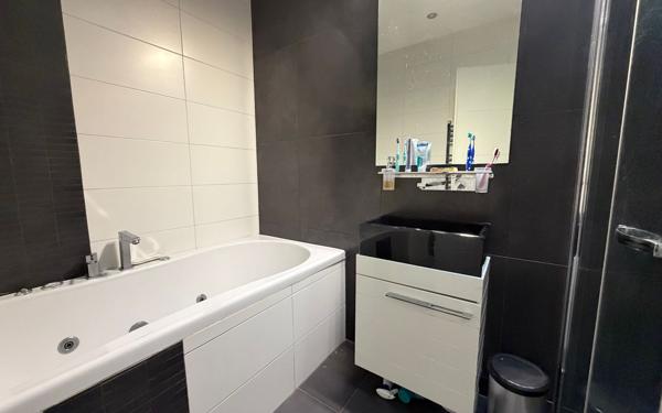 Maison à vendre    5 pièces • 155 m2 Saint-Maur-des-Fossés