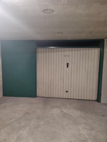 REIMS - GARAGE DOUBLE 40M² - SECTEUR BV LA PAIX