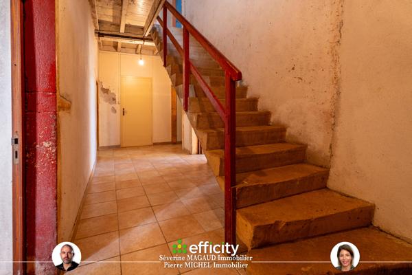 Maison 9 pièces - 280 m² Exclusivité efficity