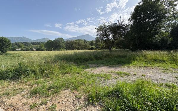 Terrain à vendre    Chauffayer