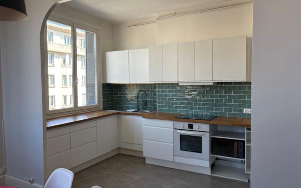 Appartement à louer    3 pièces • 82,79 m2 Lyon 7