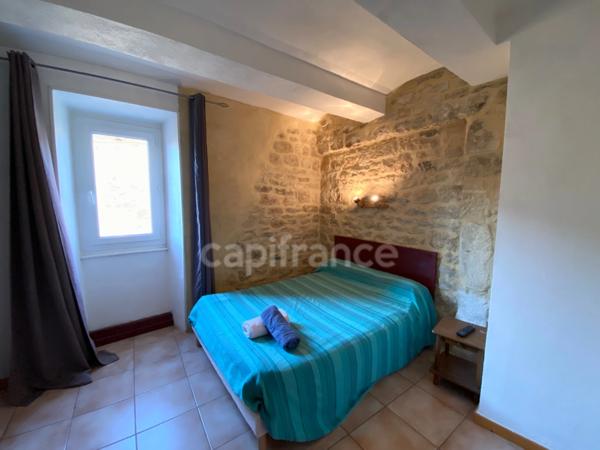 A vendre maison en pierre à Vagnas (07), à proximité de Vallon-Pont-d’Arc