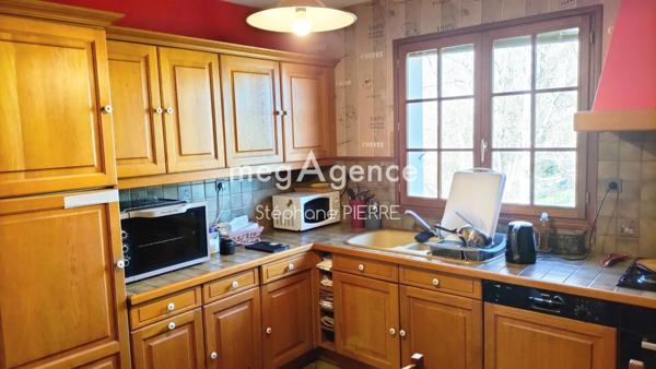 Maison à PREMILHAT, 03410 - 5 pièces 110m²