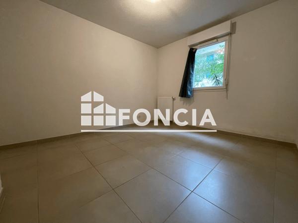 Location Appartement 2 pièces 39.45 m² - 131 BOULEVARD DES ACACIAS Toulon 83100