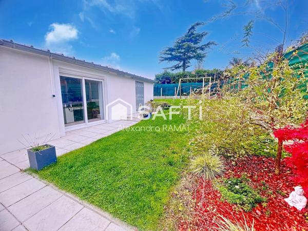 Zéro travaux pour cette maison individuelle proche commodités !