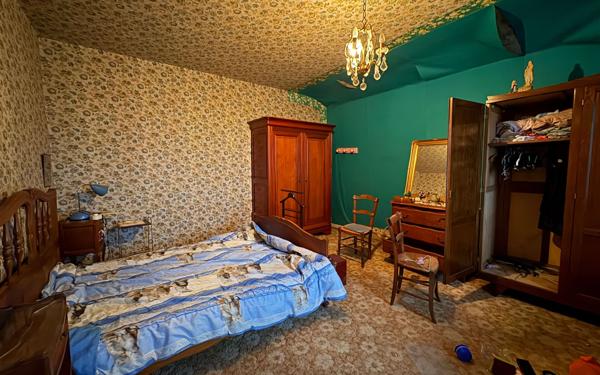 Maison à vendre    7 pièces •  Le Palais-sur-Vienne